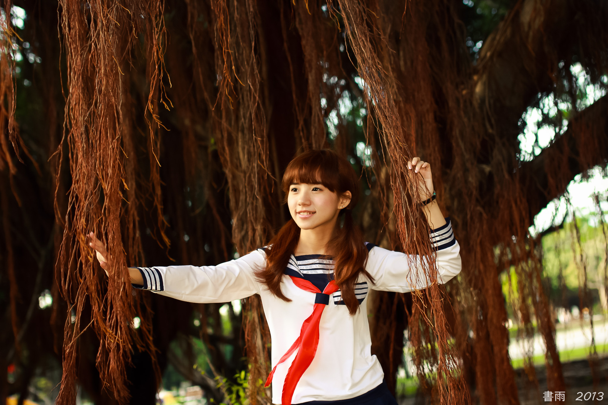 [Beautyleg番外篇]2013-10-28 珊珊士林科工馆外拍 2